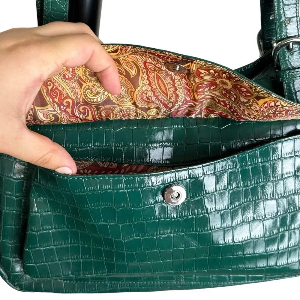 MAXX New York Green Croc Embossed Leather Shoulder Bag Silver Hardware Mobwife - Picture 10 of 16